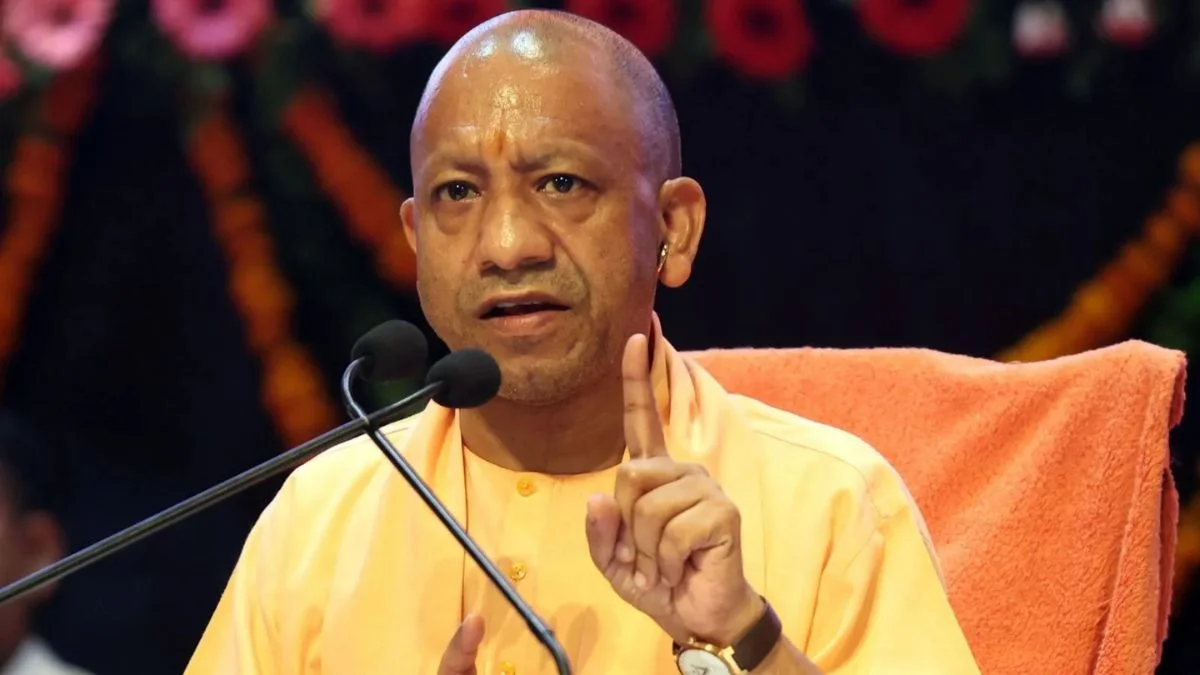 जातिगत गणित बनाम ‘योगी ब्रांड’, UP के चुनावी रण से जुड़ा यक्ष प्रश्न