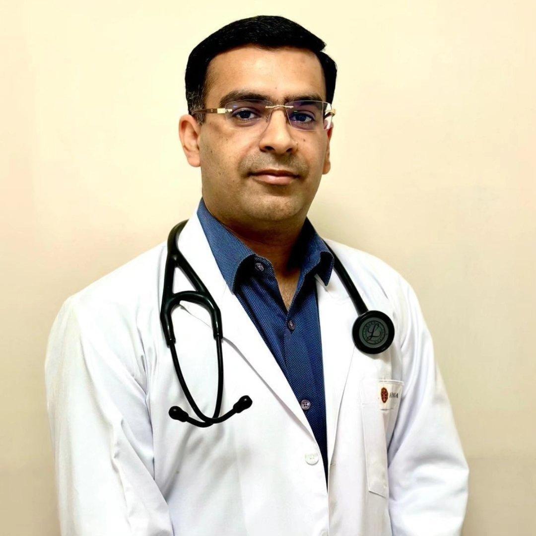 स्क्रब टाइफस बुखार: हर तेज बुखार को डेंगू न समझें, डॉ. राहुल खन्ना ने दी सतर्क रहने की सलाह