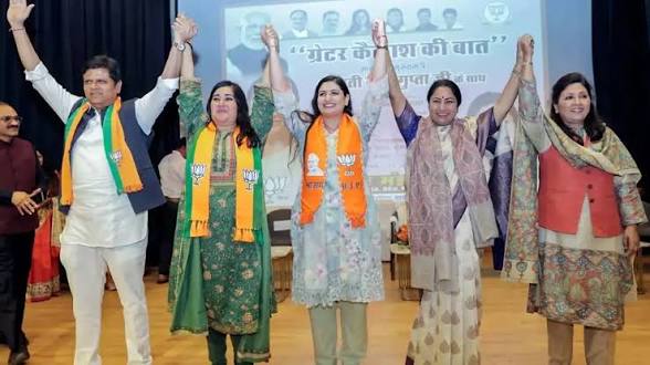 दिल्ली MCD उपचुनाव 2025: BJP, AAP और कांग्रेस के लिए यह लड़ाई सिर्फ वार्ड नहीं, वजूद की जंग क्यों है?