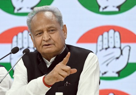 Ashok Gehlot Statement: 'पार्टी से कभी कोई पद नहीं मांगूंगा', राजस्थान कांग्रेस में उठापटक के बीच बड़ा बयान