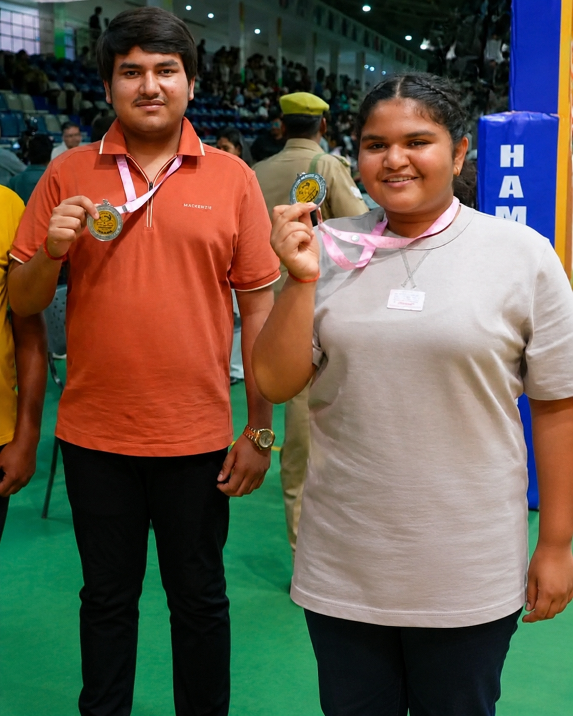 गोंडा की निशानेबाजी में कमाल: कामाक्षी सिंह और जय सिंह ने जीता सिल्वर मेडल, जिले का नाम रोशन