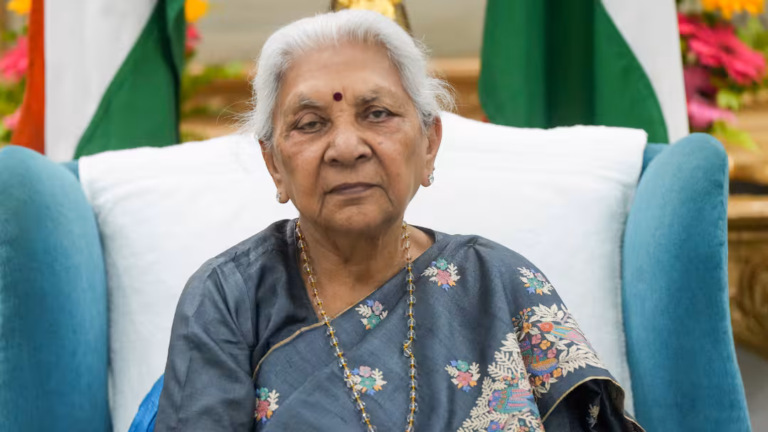 गोरखपुर यूनिवर्सिटी के हॉस्टल में टिफिन से लेकर ड्रग्स तक, दीक्षांत समारोह में भड़कीं राज्यपाल आनंदीबेन पटेल