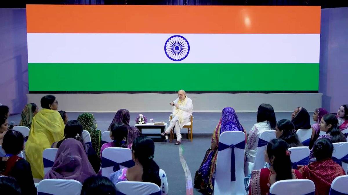 अमित शाह के रिटायरमेंट बयान से सियासी हलचल, भाजपा में बदलाव के कयास तेज