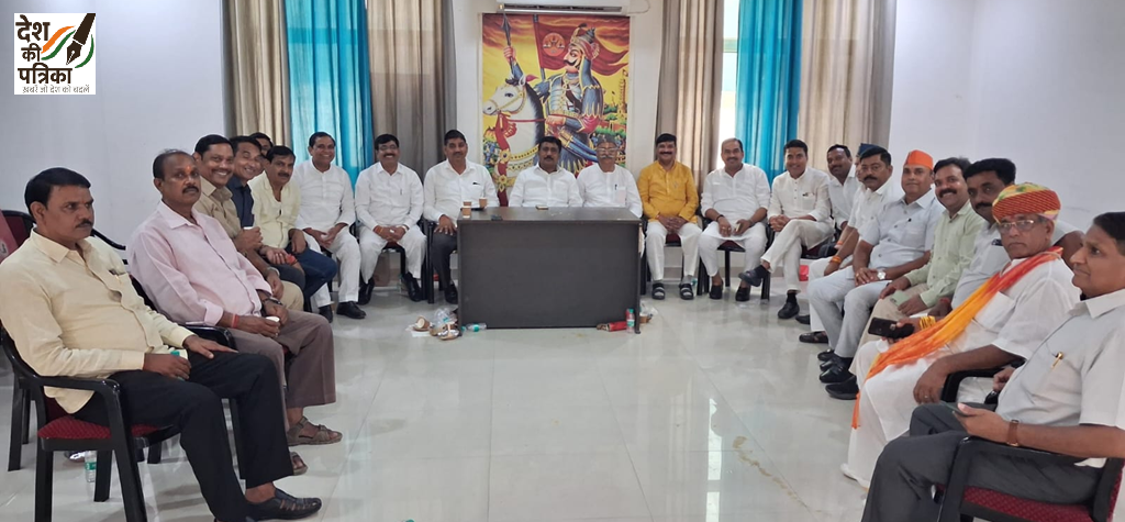 विजयदशमी 2025: नोएडा में राजपूत संगठन ने धूमधाम से किया शस्त्र पूजन, सनातन परंपरा की गूंज