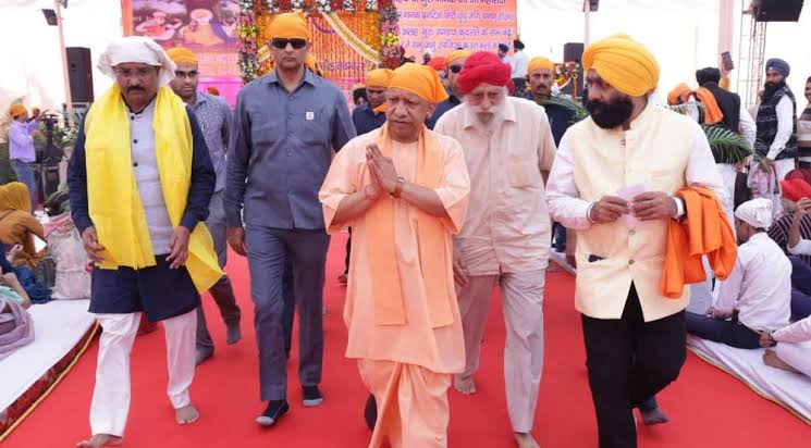गुरु नानक देव जी के उपदेश आज भी समाज के लिए प्रेरणास्रोत: मुख्यमंत्री योगी आदित्यनाथ